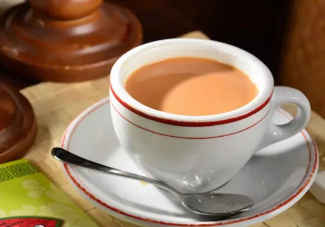 牛奶+茶的套路竟然比Boba还要多！这六种全球风靡的奶茶口味，你能调出 